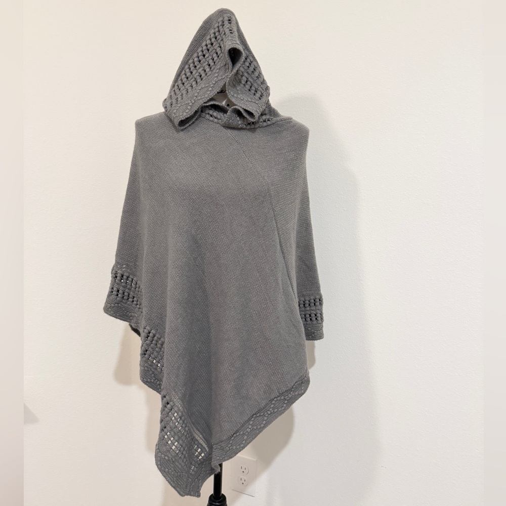 Steve Madden Hooded Poncho Knit Asymmetrical Hem Charcoal Gray Cozy Cabin Core - Picture 6 of 14